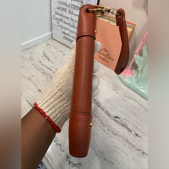 MIA K COLLECTION BROWN ZIPPY WALLET - Picture 7 of 10